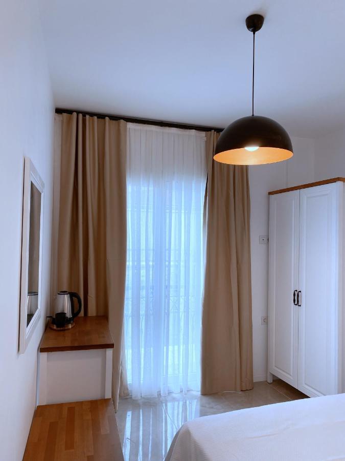Amber Boutique Hotel Кешме Экстерьер фото