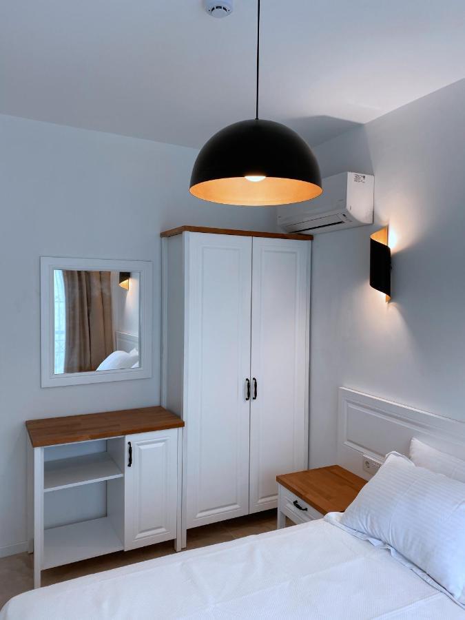 Amber Boutique Hotel Кешме Экстерьер фото