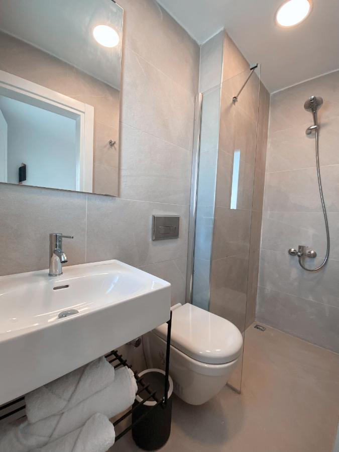 Amber Boutique Hotel Кешме Экстерьер фото