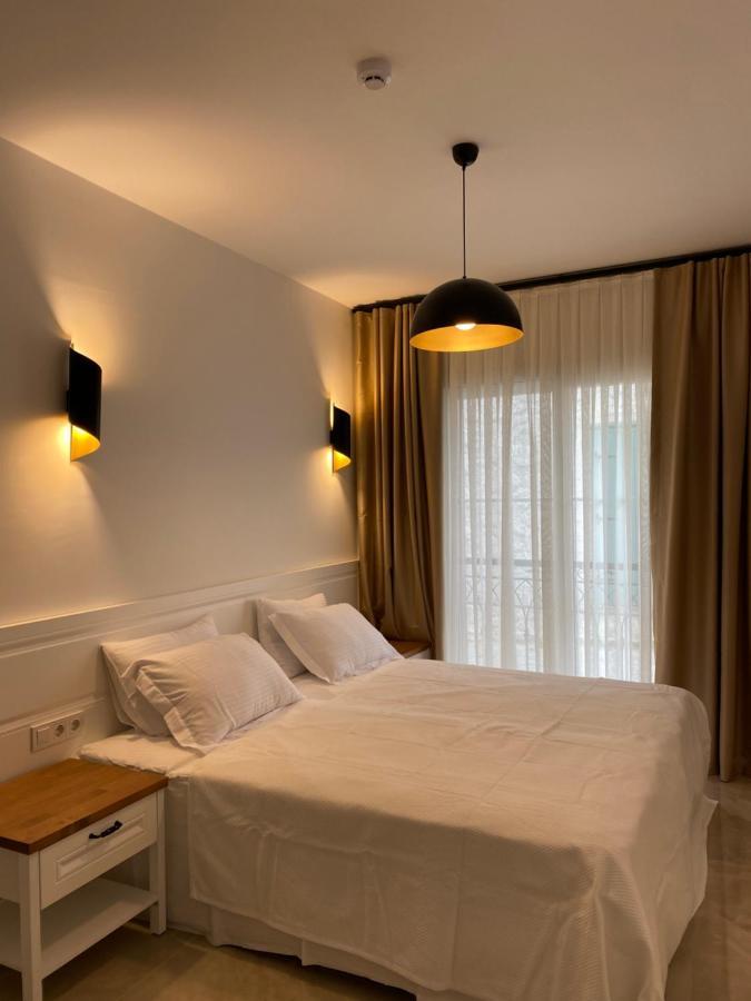 Amber Boutique Hotel Кешме Экстерьер фото