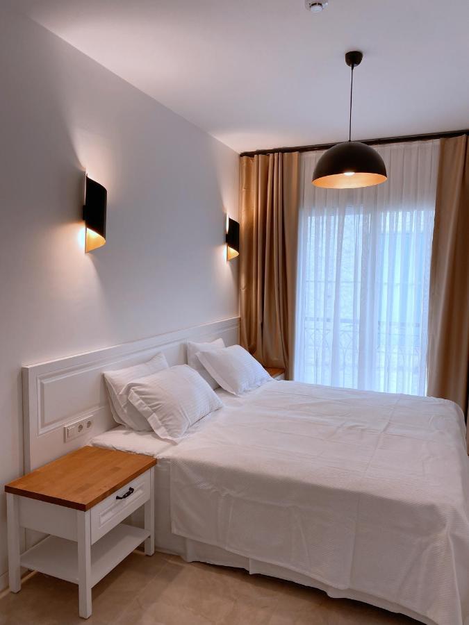 Amber Boutique Hotel Кешме Экстерьер фото