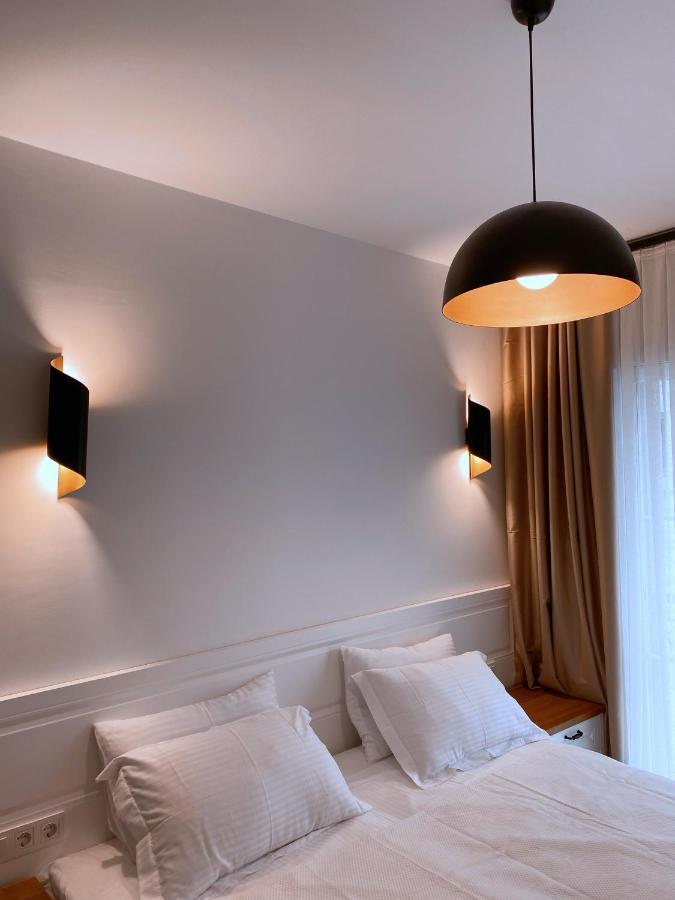 Amber Boutique Hotel Кешме Экстерьер фото